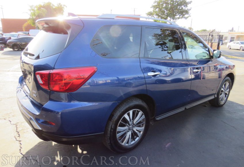 2020 Nissan Pathfinder - Image 9