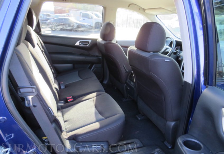 2020 Nissan Pathfinder - Image 29