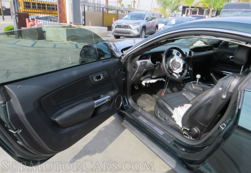 2019 Ford Mustang - Image 19