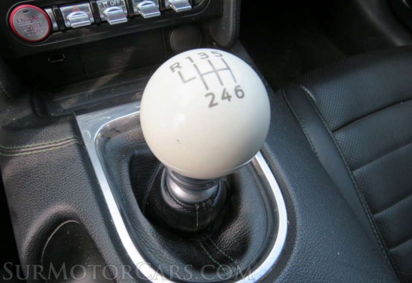 2019 Ford Mustang - Image 33