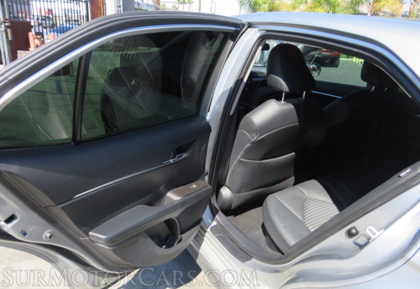 2021 Toyota Camry - Image 21