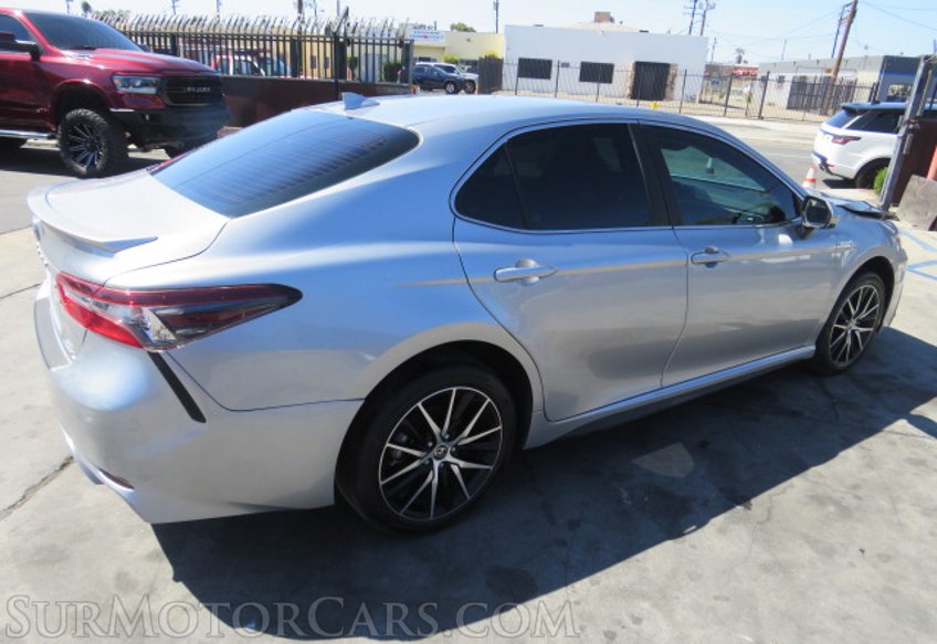 2021 Toyota Camry - Image 7