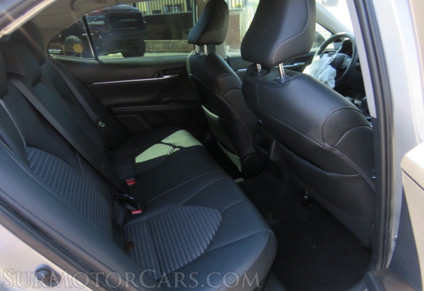 2021 Toyota Camry - Image 30