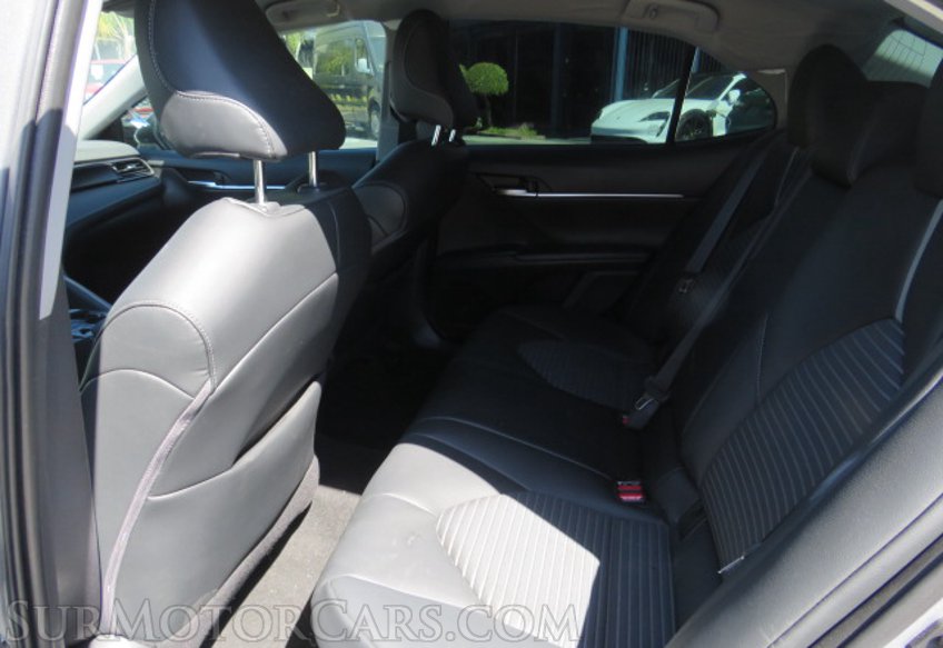 2021 Toyota Camry - Image 25