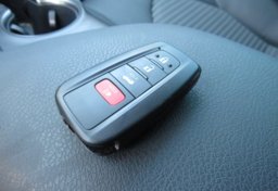 2021 Toyota Camry - Image 34