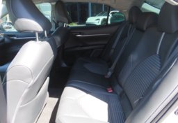 2021 Toyota Camry - Image 29