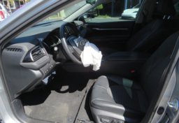 2021 Toyota Camry - Image 23