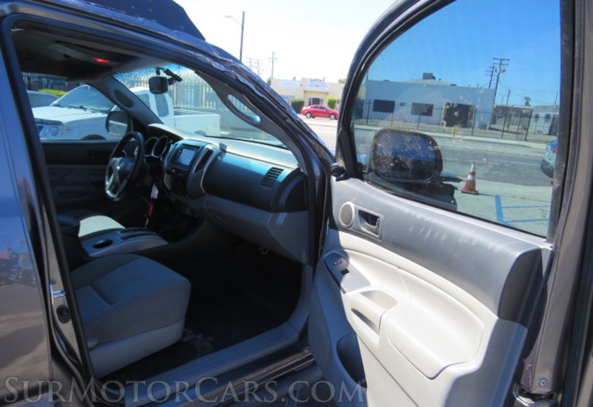 2012 Toyota Tacoma - Image 22