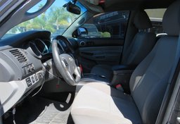 2012 Toyota Tacoma - Image 29