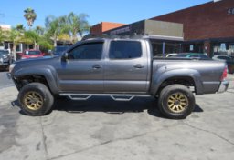 2012 Toyota Tacoma - Image 6