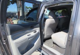 2012 Toyota Tacoma - Image 23