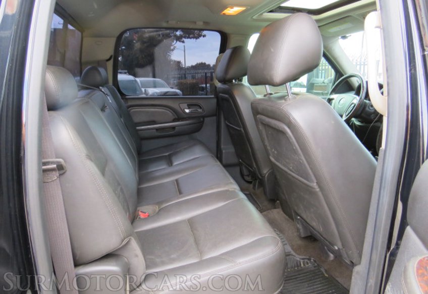 2013 GMC Sierra 3500HD - Image 35