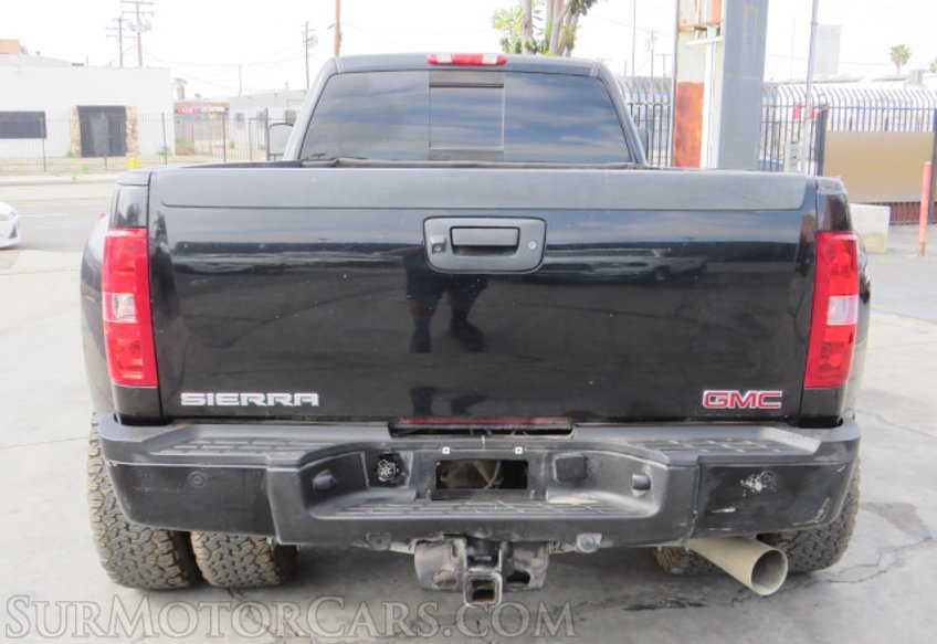 2013 GMC Sierra 3500HD - Image 12
