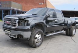 2013 GMC Sierra 3500HD - Image 4