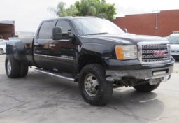 2013 GMC Sierra 3500HD - Image 3