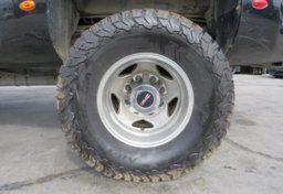 2013 GMC Sierra 3500HD - Image 23