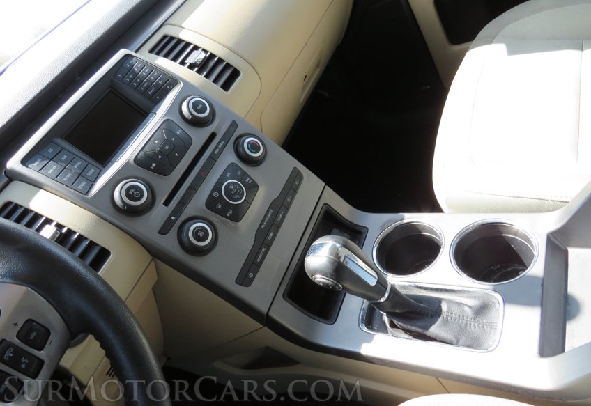 2017 Ford Flex - Image 35