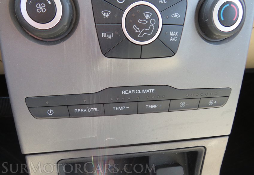 2017 Ford Flex - Image 40