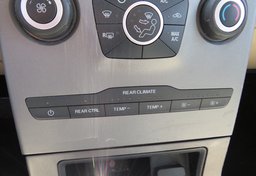 2017 Ford Flex - Image 40