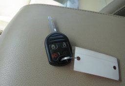 2017 Ford Flex - Image 47