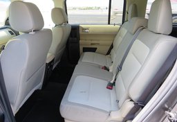 2017 Ford Flex - Image 29