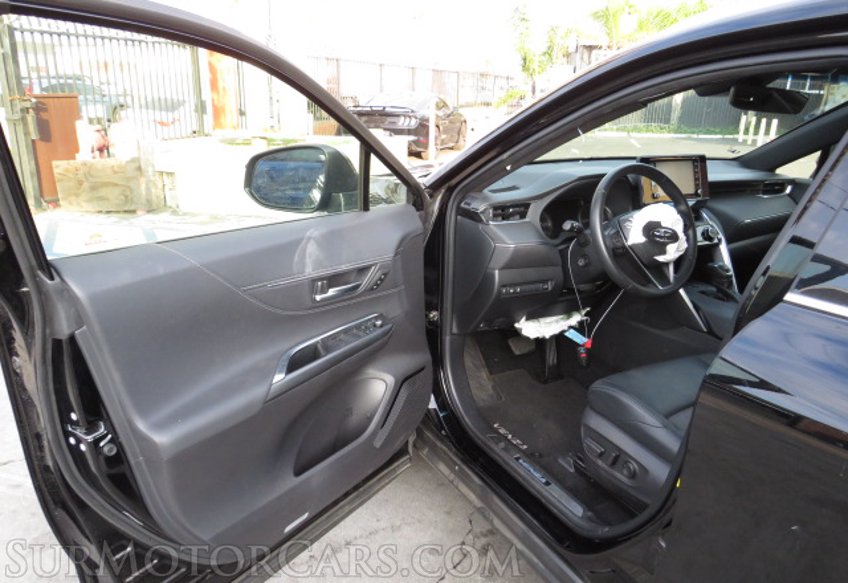 2021 Toyota Venza - Image 21