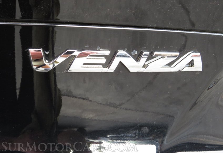 2021 Toyota Venza - Image 17