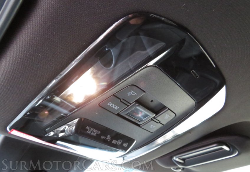 2021 Toyota Venza - Image 44