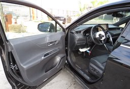 2021 Toyota Venza - Image 21