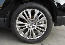 2021 Toyota Venza - Image 11