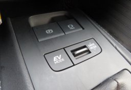 2021 Toyota Venza - Image 42