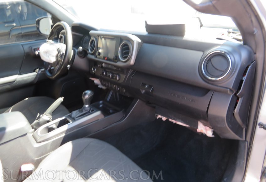 2016 Toyota Tacoma - Image 19