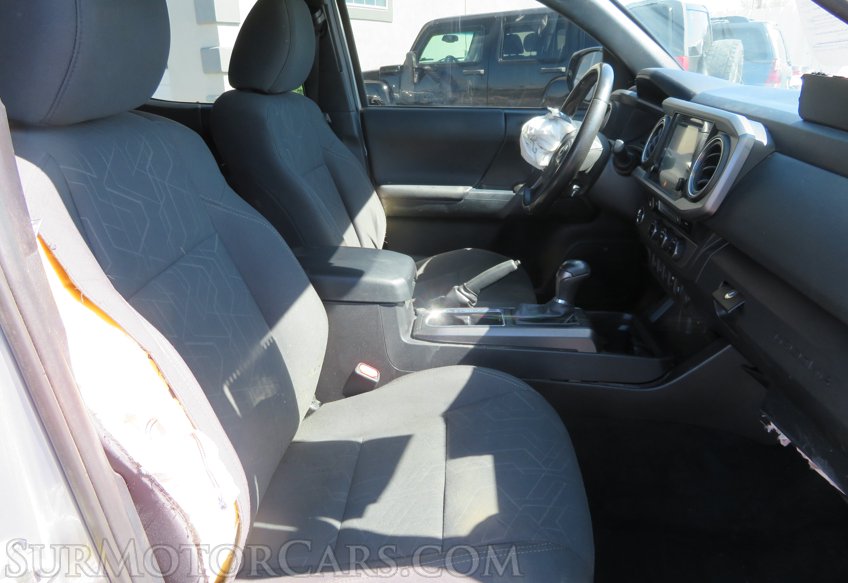 2016 Toyota Tacoma - Image 21