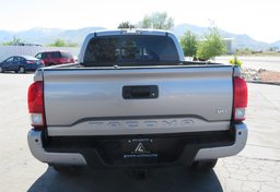 2016 Toyota Tacoma - Image 11