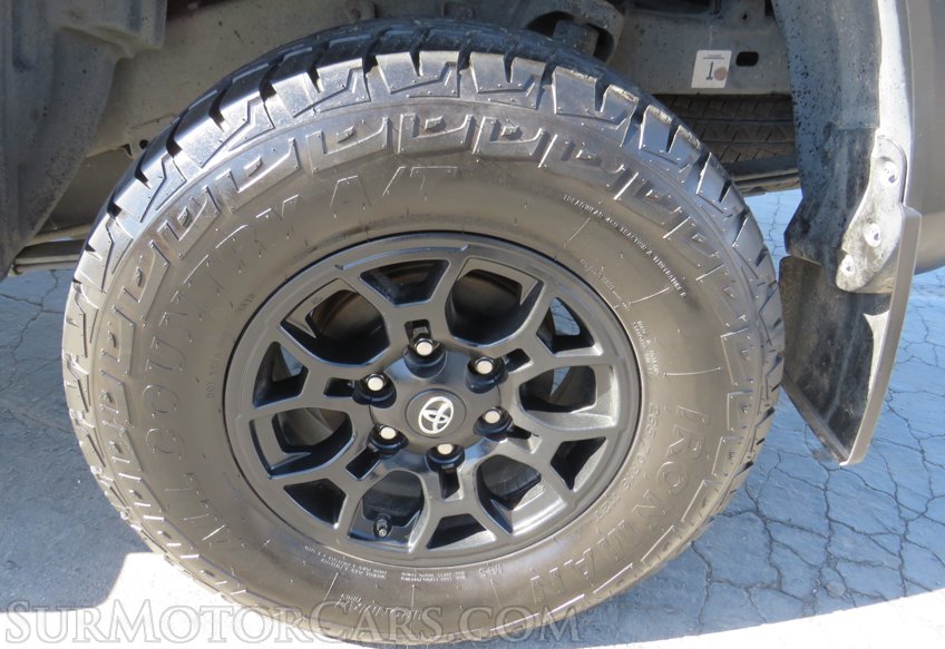 2019 Toyota Tacoma 2WD - Image 37