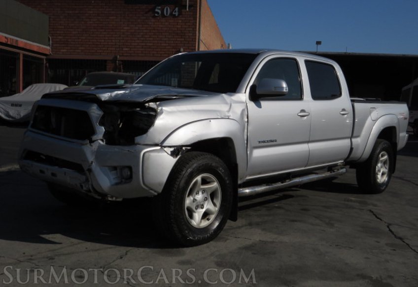 2012 Toyota Tacoma - Image 4