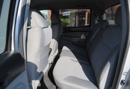 2012 Toyota Tacoma - Image 31