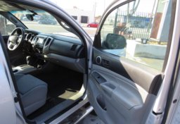 2012 Toyota Tacoma - Image 33