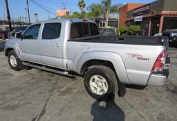 2012 Toyota Tacoma - Image 10