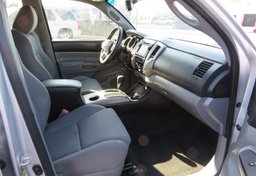 2012 Toyota Tacoma - Image 34