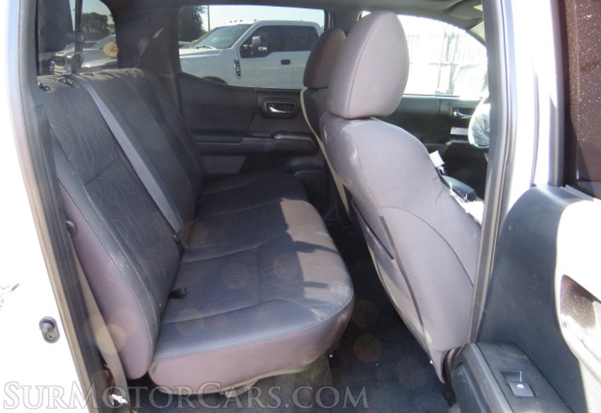 2016 Toyota Tacoma - Image 29