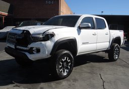 2016 Toyota Tacoma - Image 4