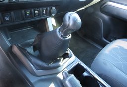 2016 Toyota Tacoma - Image 40