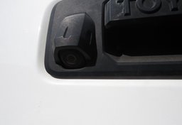 2016 Toyota Tacoma - Image 17