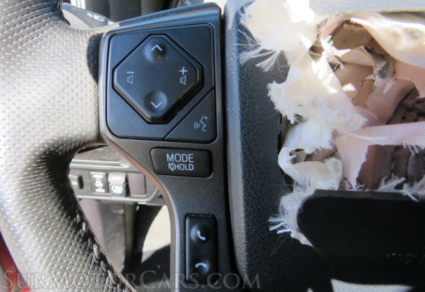 2017 Toyota Tacoma - Image 35