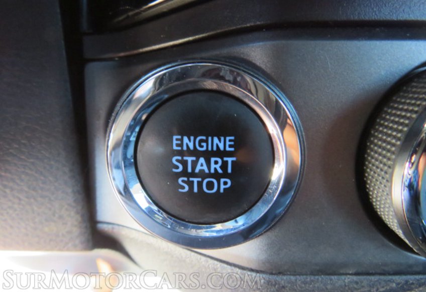 2017 Toyota Tacoma - Image 38