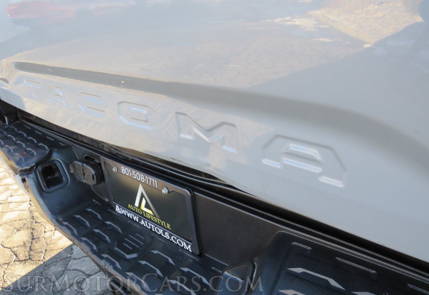 2019 Toyota Tacoma 4WD - Image 27