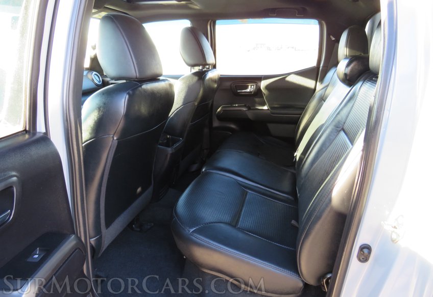 2019 Toyota Tacoma 4WD - Image 40