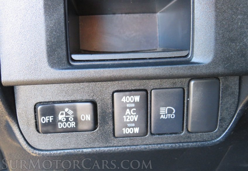 2019 Toyota Tacoma 4WD - Image 52