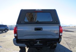 2019 Toyota Tacoma 4WD - Image 11